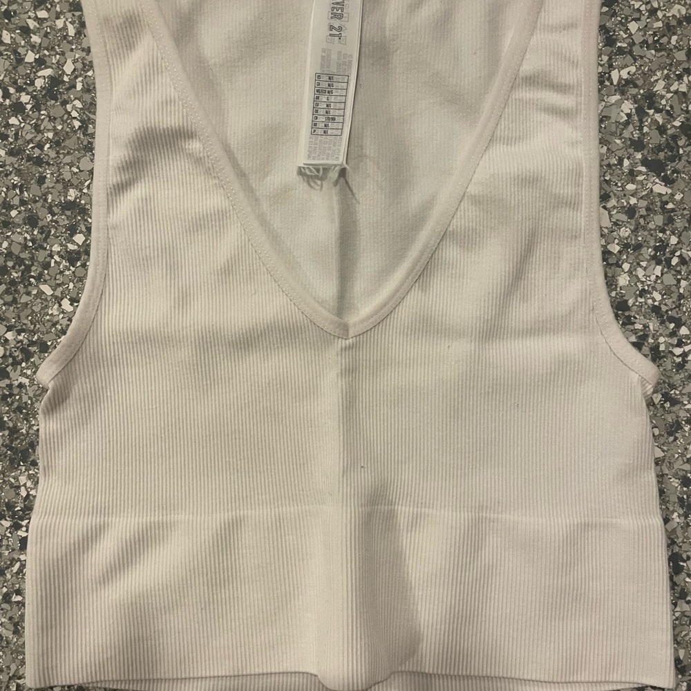 Forever 21 tank